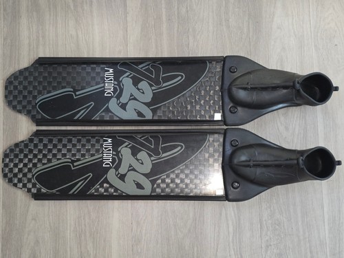 Mustang t700 carbon - mustang,